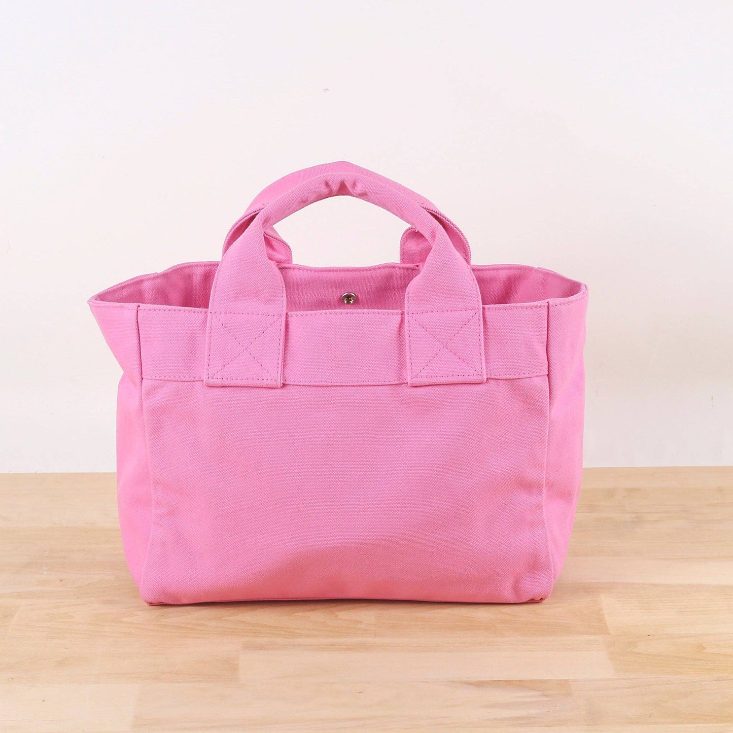 Malibu Tote: Pink / 14 x 10.5 x 6 in