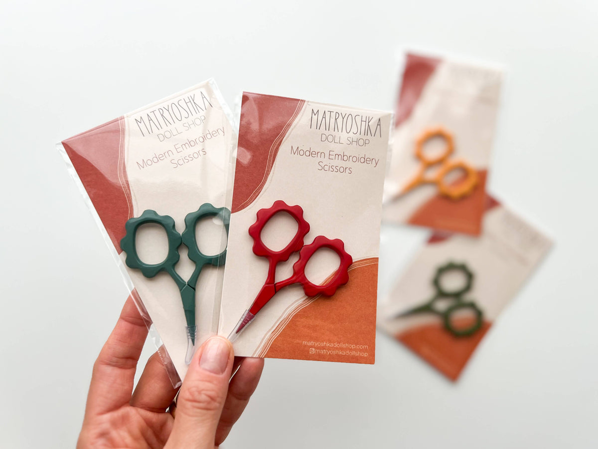 Small Flower scissors, tiny embroidery scissors: Spruce