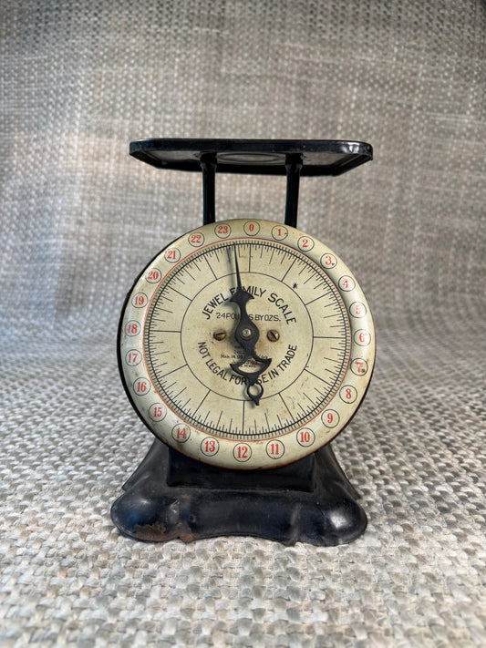 Antique Turn-of-the-Century Jewel Family Kitchen Scale, c. 1900