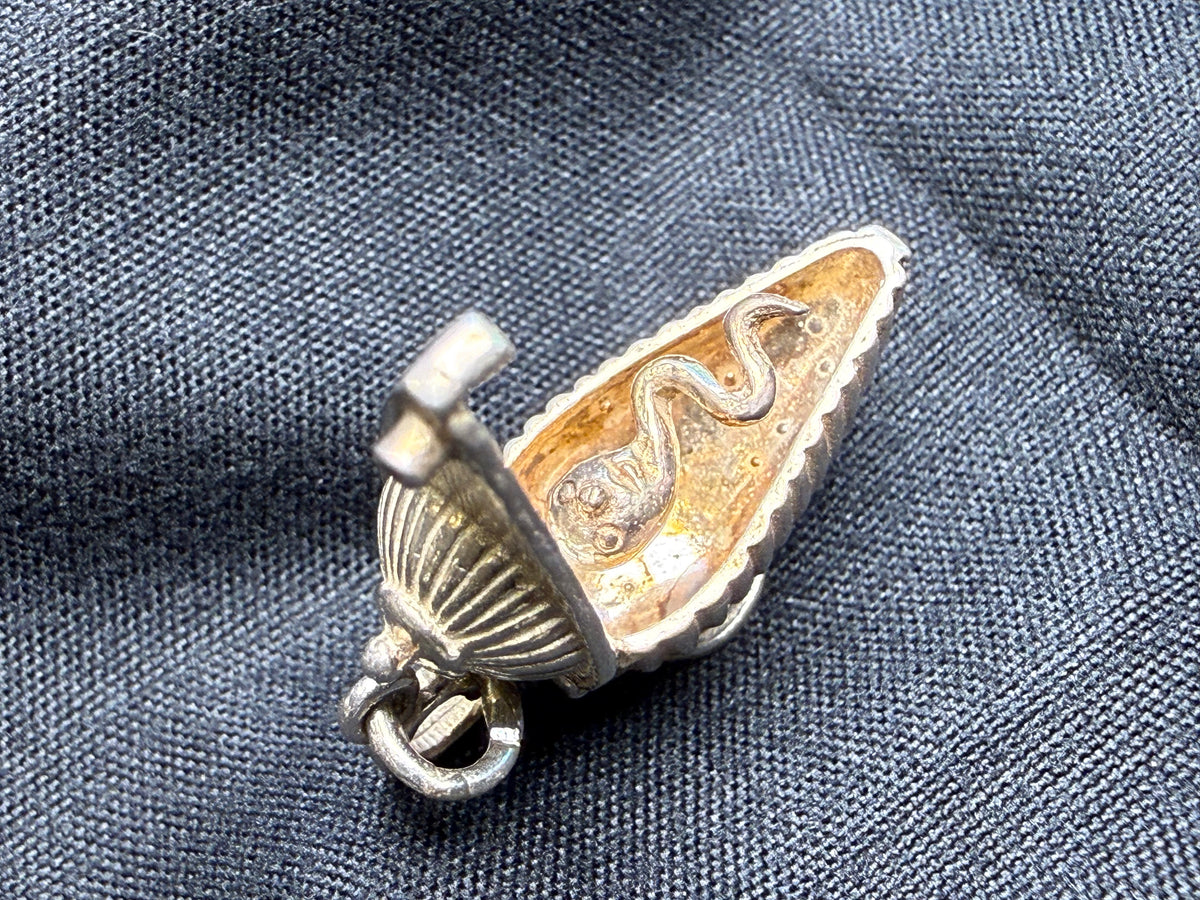 Vintage Genie In The Lamp Sterling Silver Charm