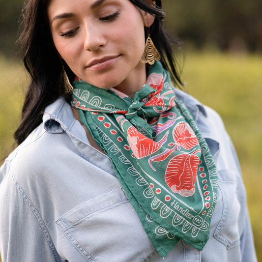 34" Wild Rag Winnie Bandana